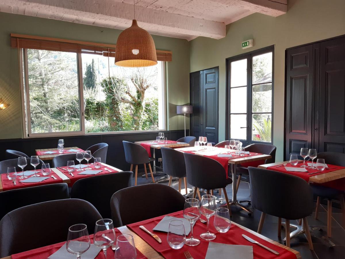 Hotel Restaurant Notre Dame Collobrières Екстериор снимка